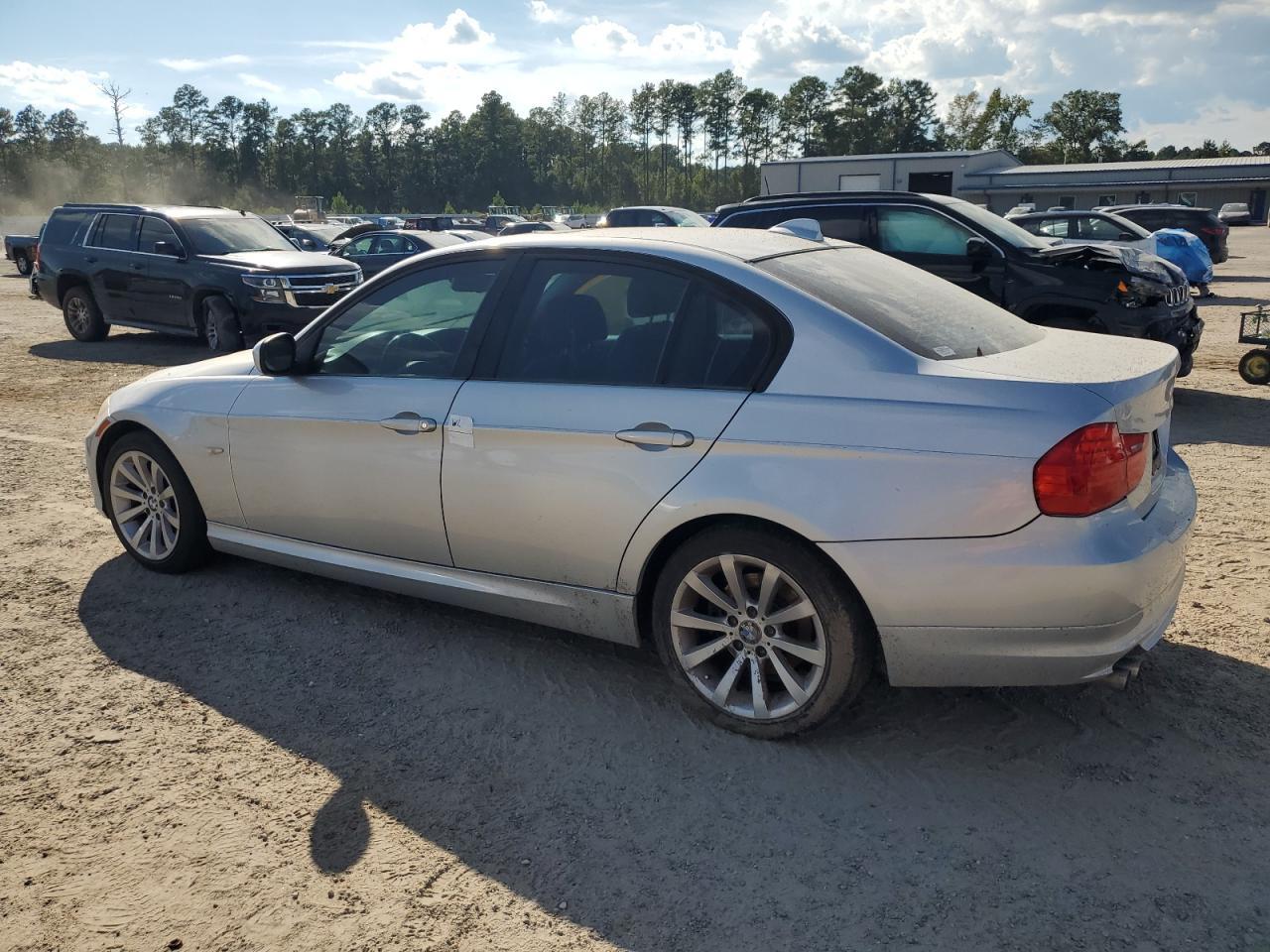 2011 BMW 3 SERIES