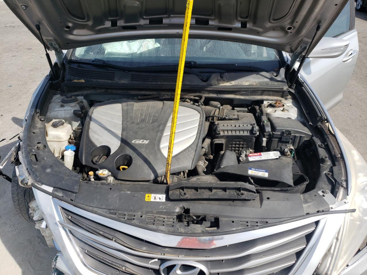 2015 HYUNDAI Azera