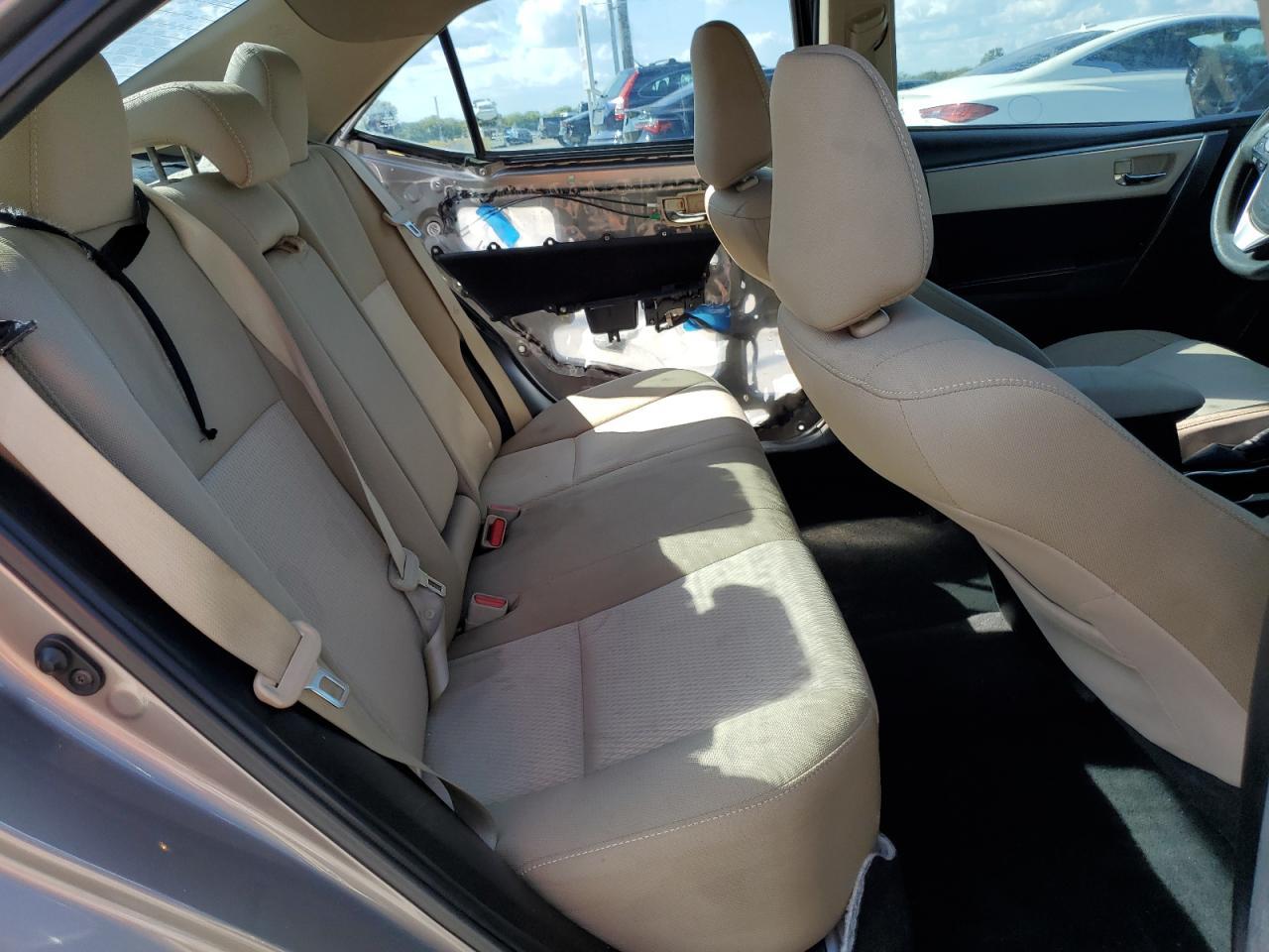 2015 TOYOTA COROLLA