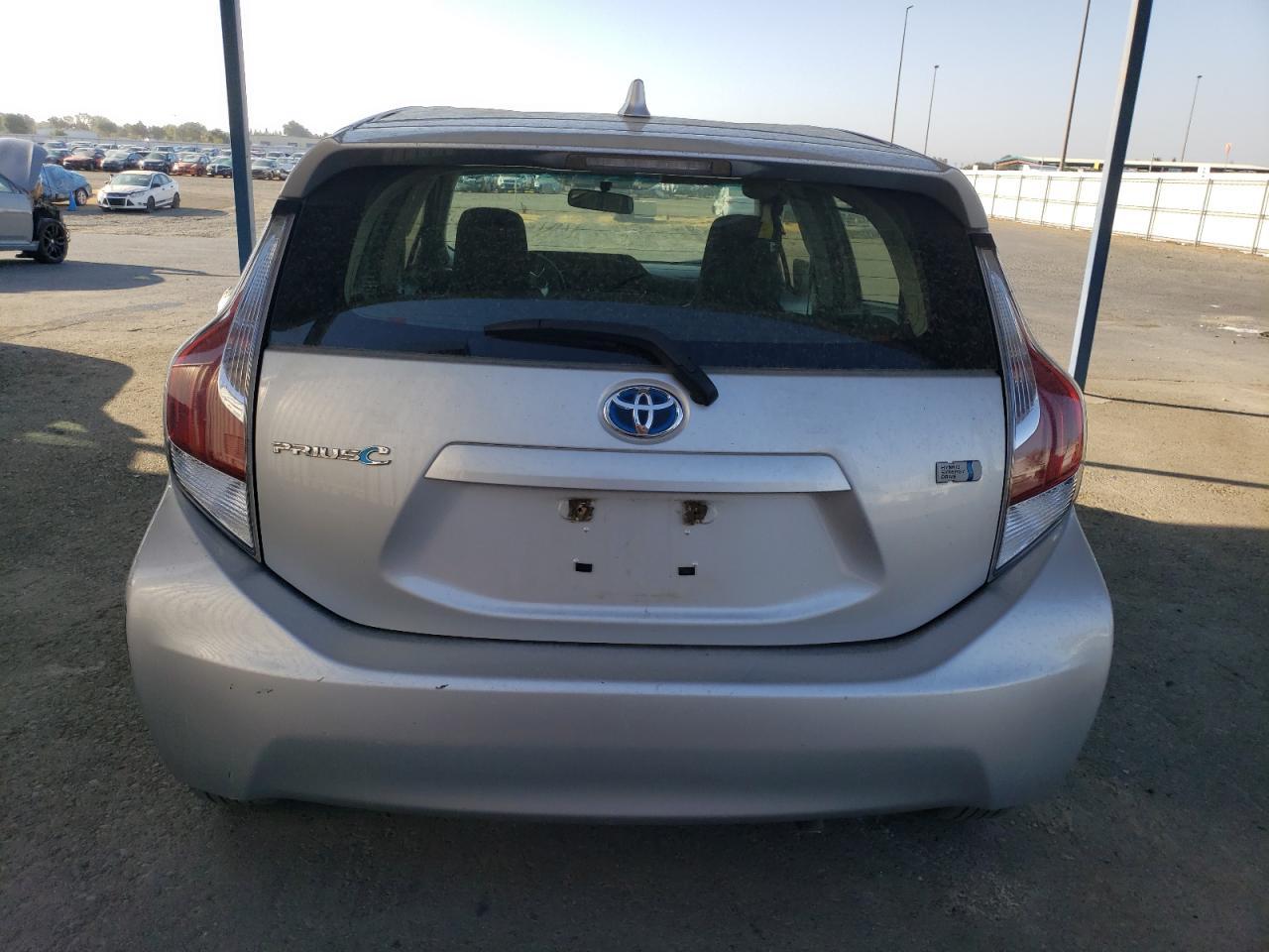 2015 TOYOTA Prius c