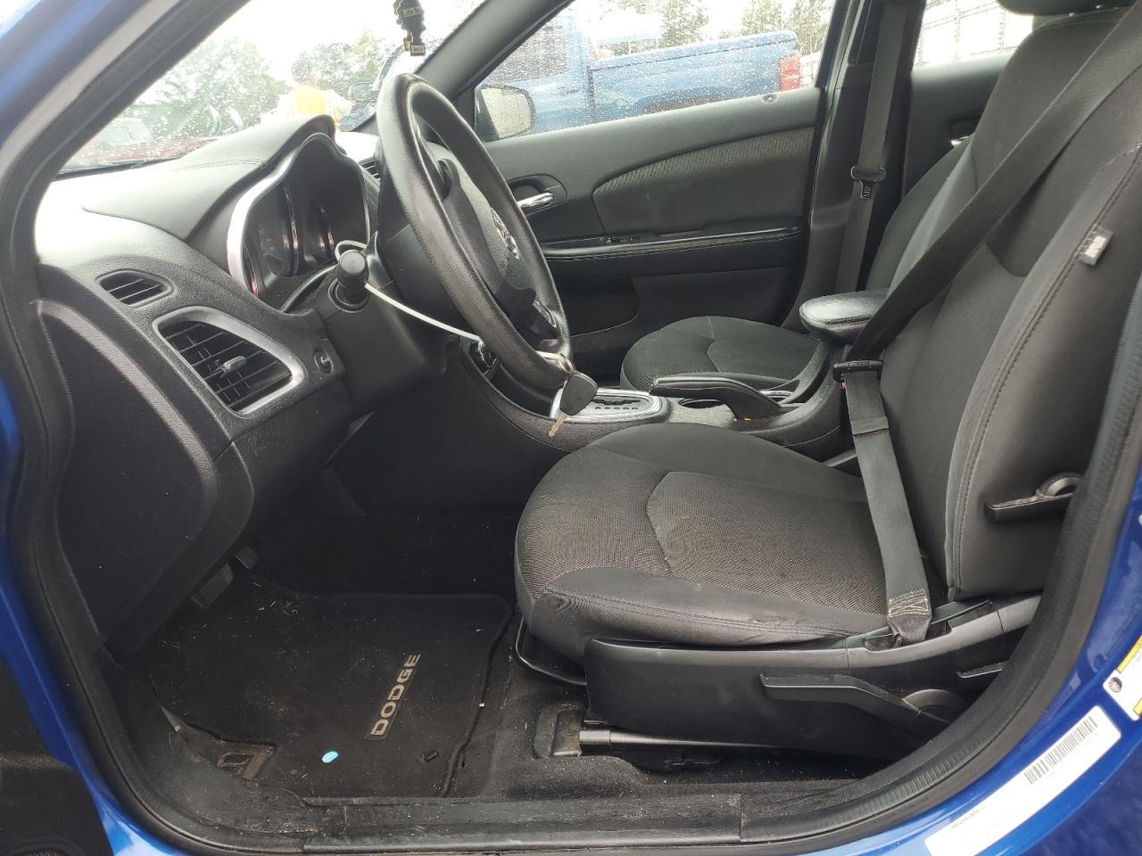 2013 DODGE Avenger