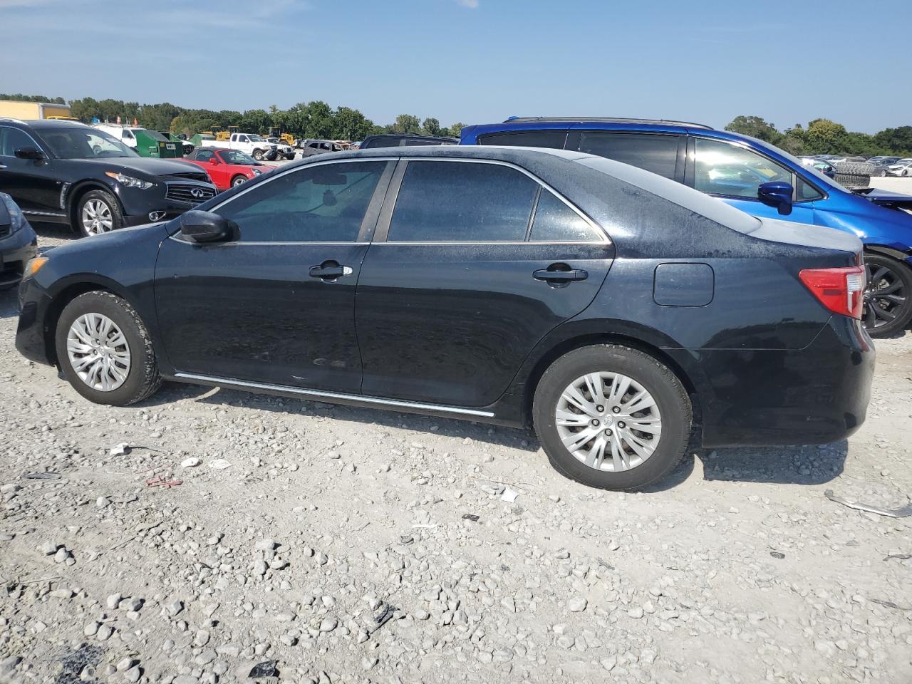 2012 TOYOTA CAMRY
