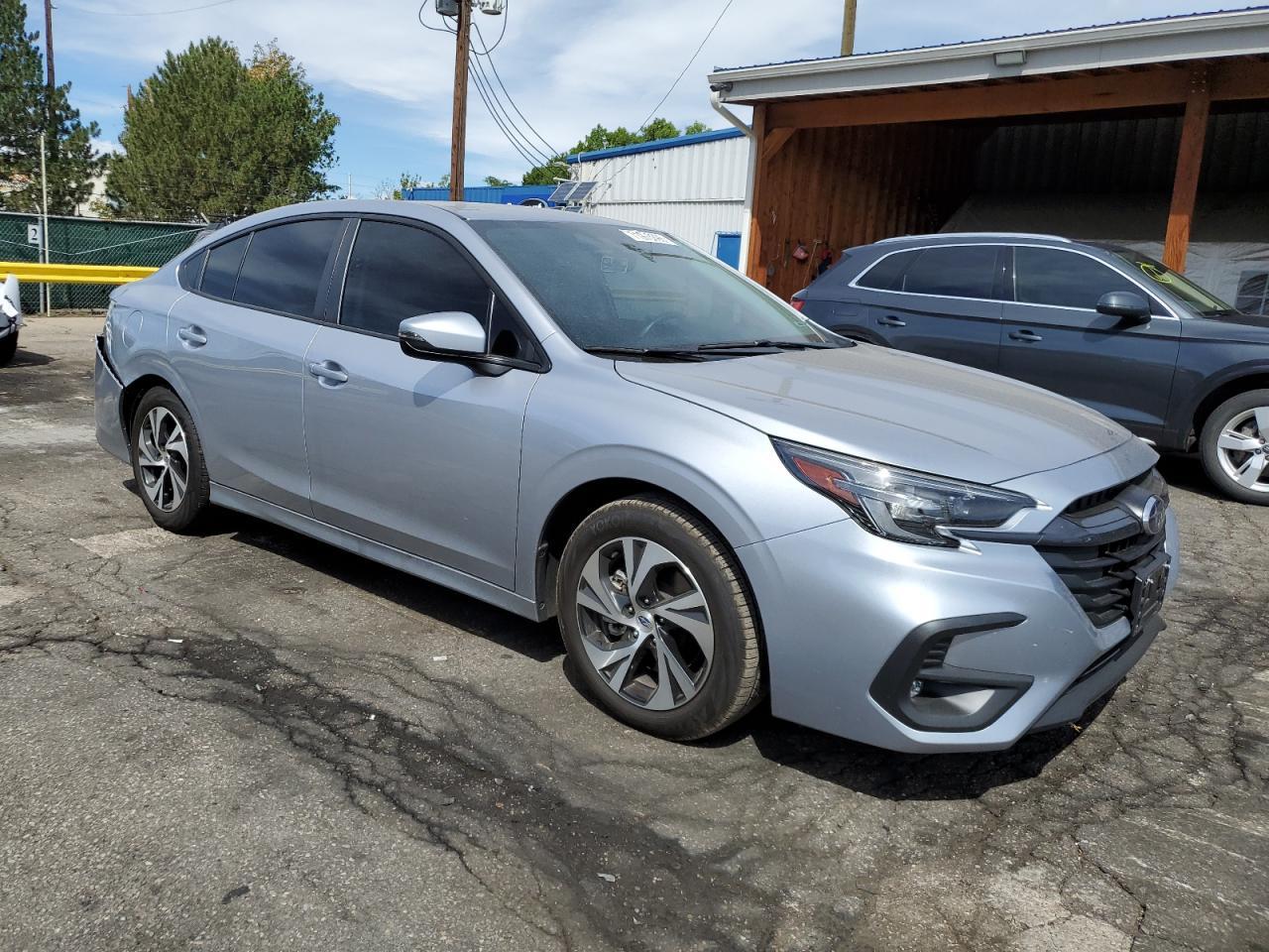2025 SUBARU Legacy