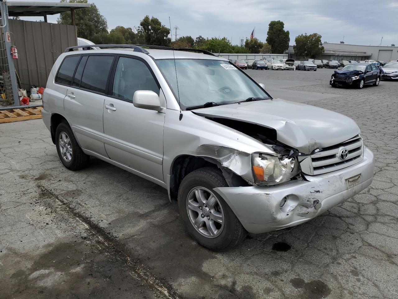 2006 TOYOTA HIGHLANDER