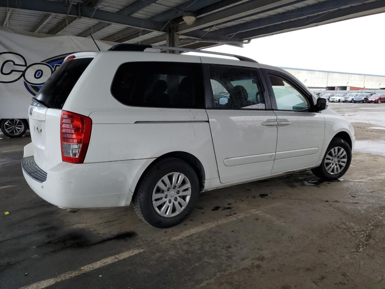 2012 KIA SEDONA