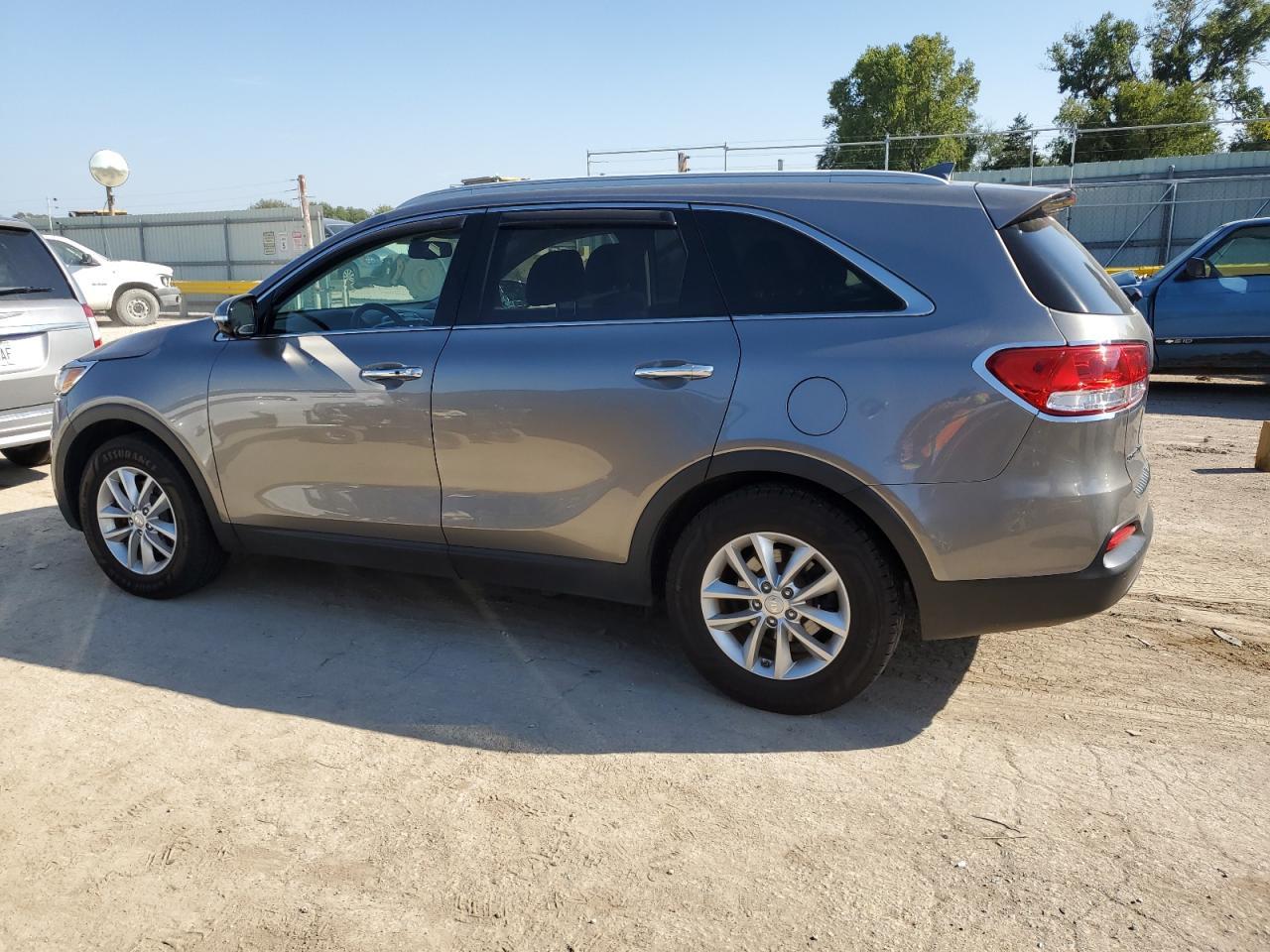 2017 KIA SORENTO