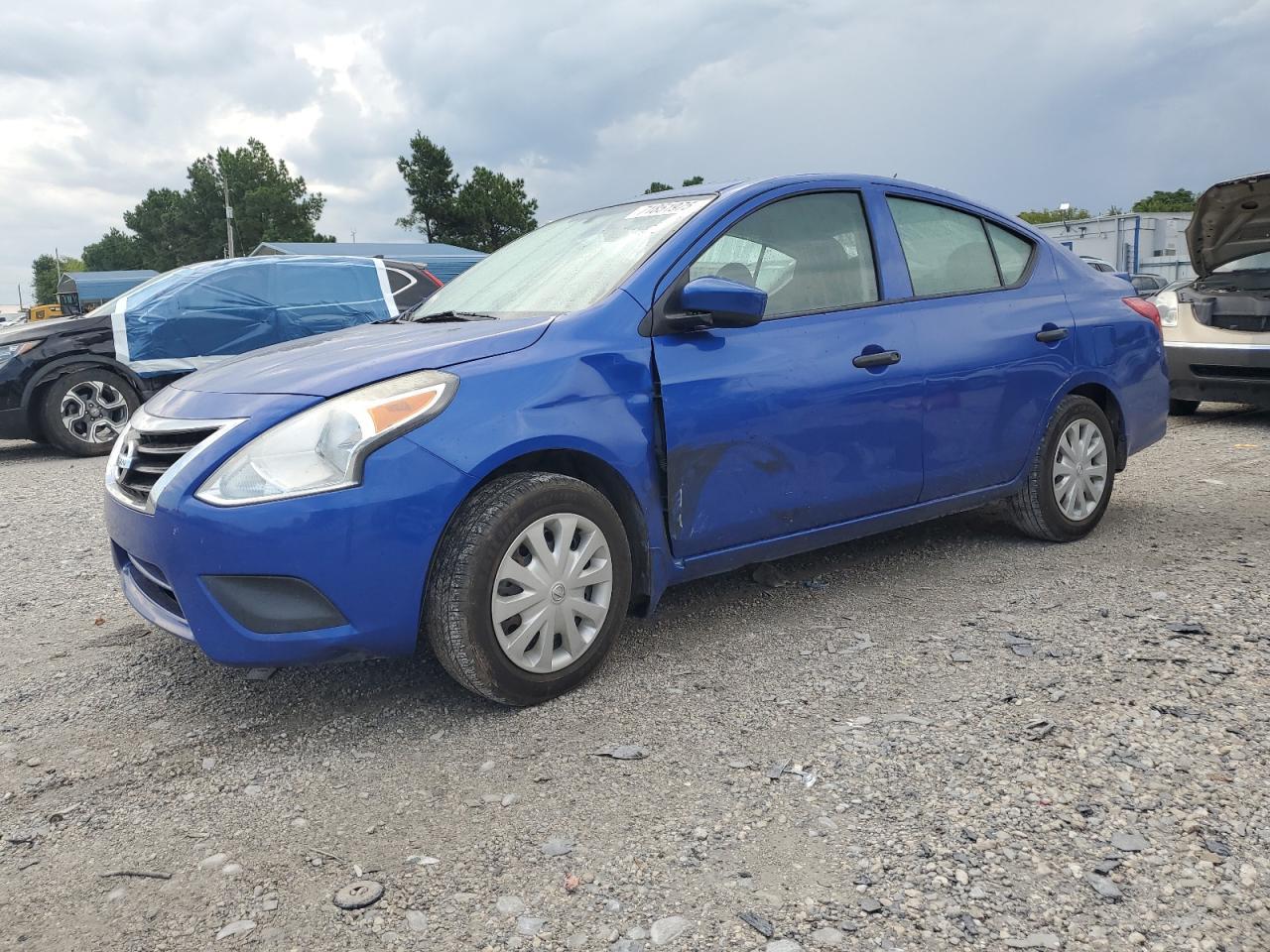 2016 NISSAN VERSA