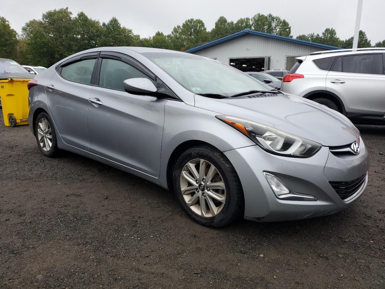 2016 HYUNDAI ELANTRA