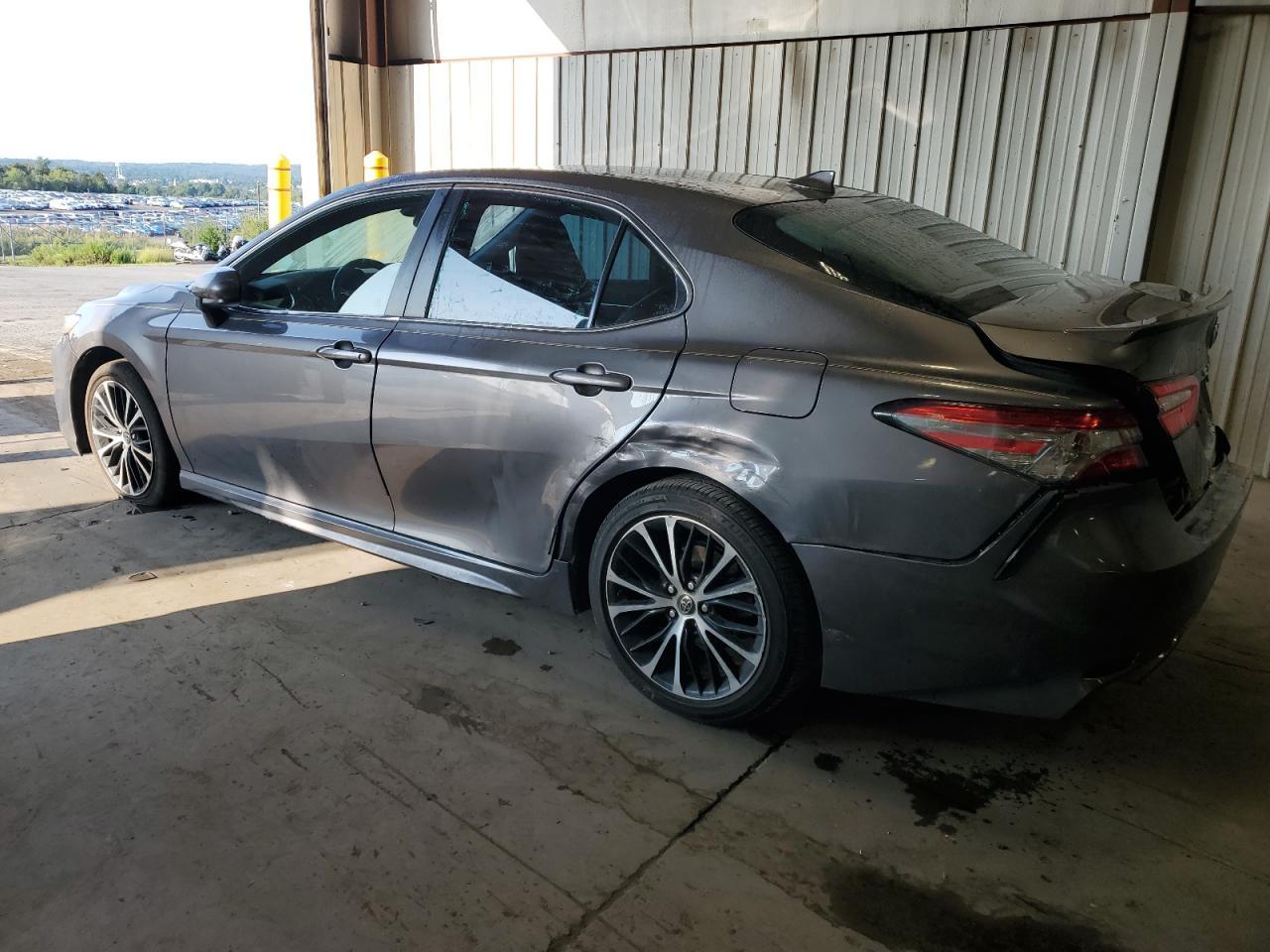 2019 TOYOTA CAMRY