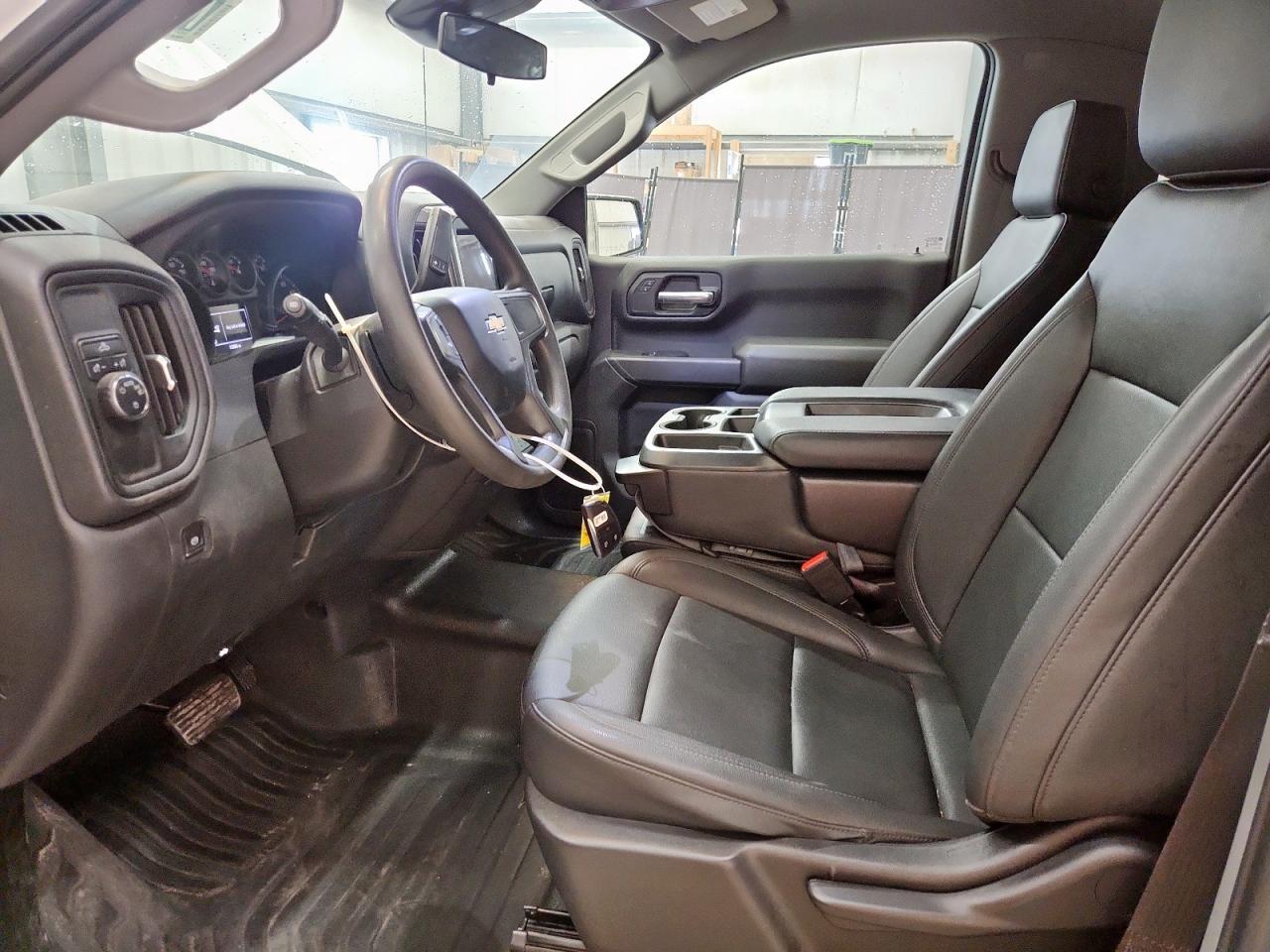 2023 CHEVROLET Silverado