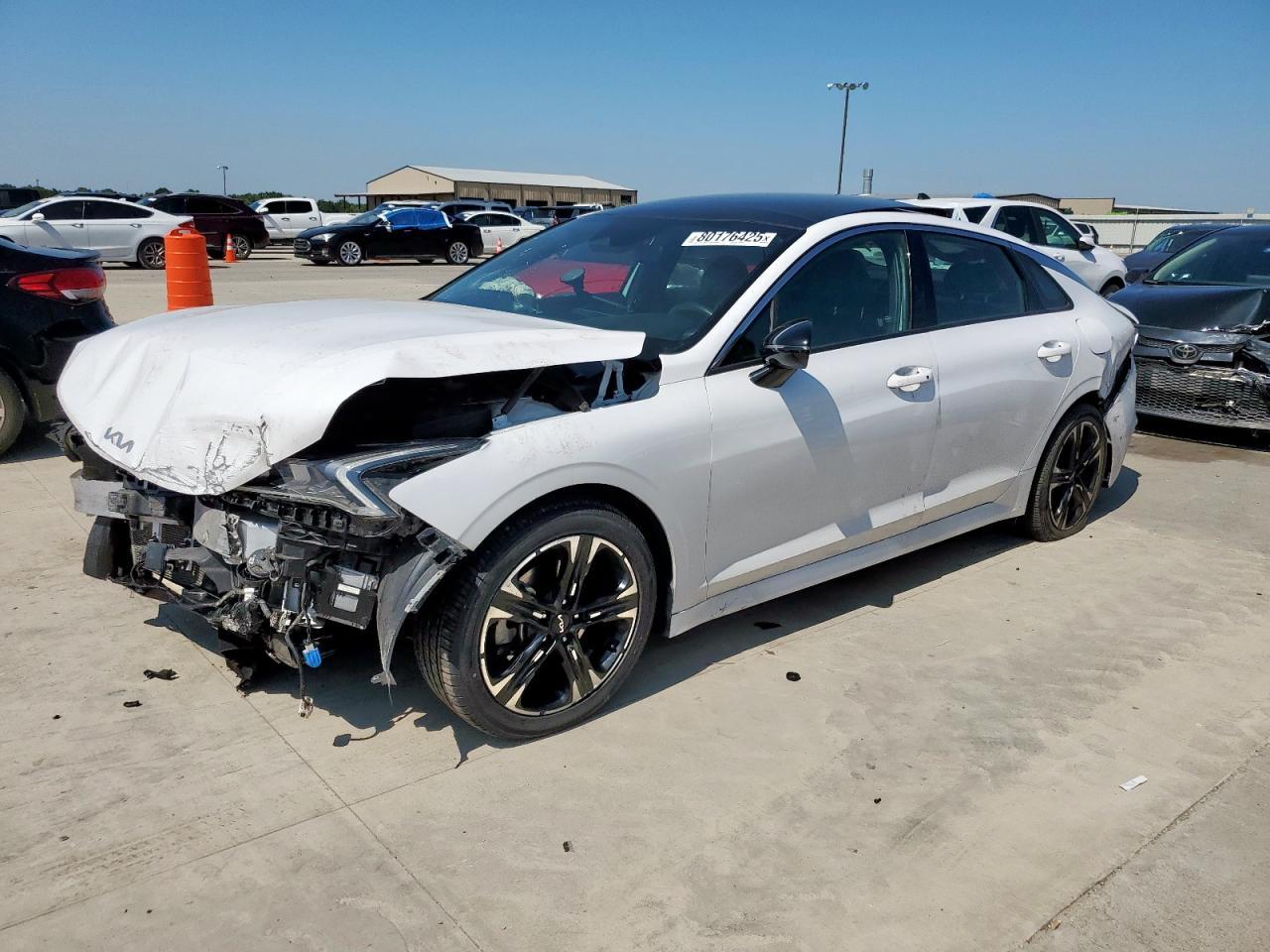 2023 KIA K5