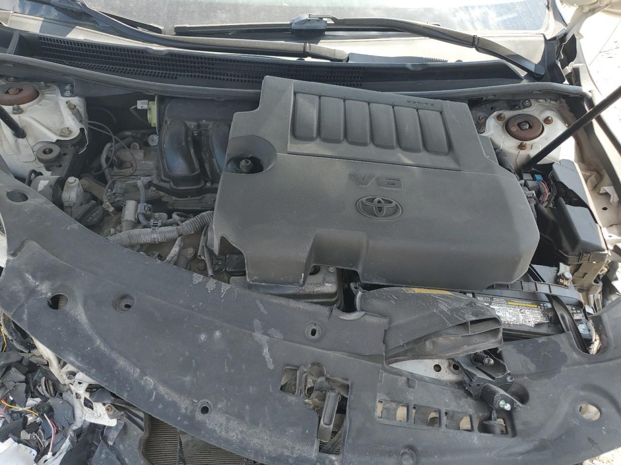 2014 TOYOTA Avalon