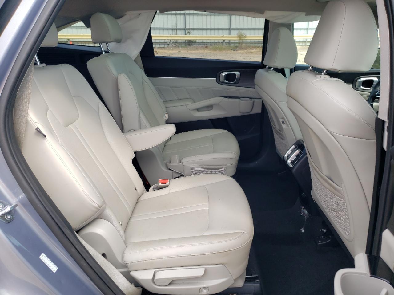 2025 KIA SORENTO