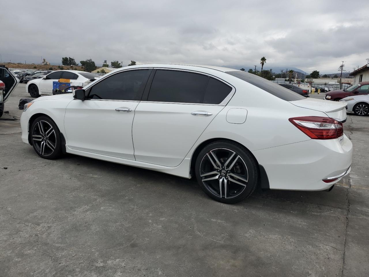 2017 HONDA ACCORD