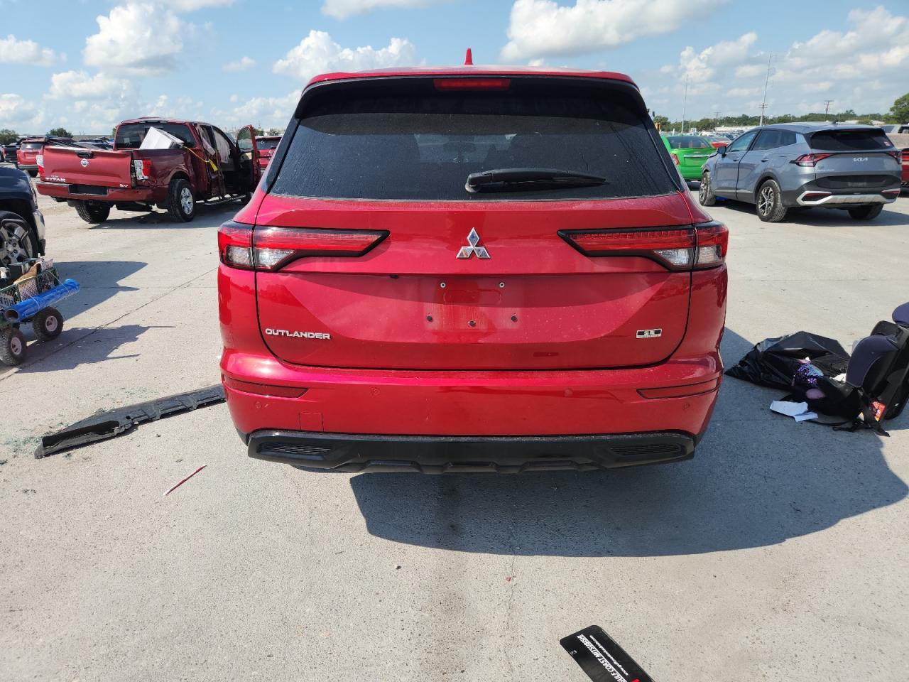 2023 MITSUBISHI outlander