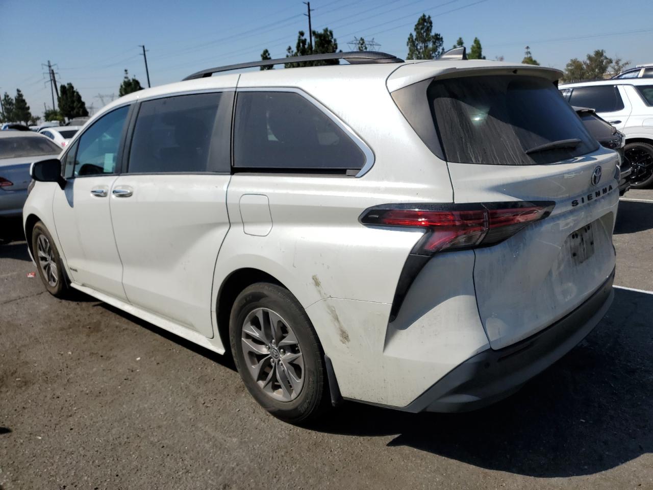 2021 TOYOTA SIENNA