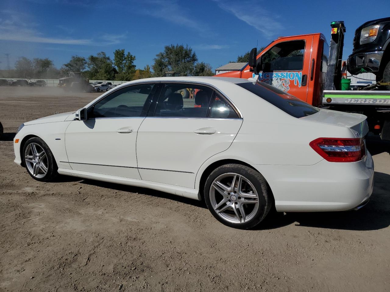 2012 MERCEDES-BENZ E-Class
