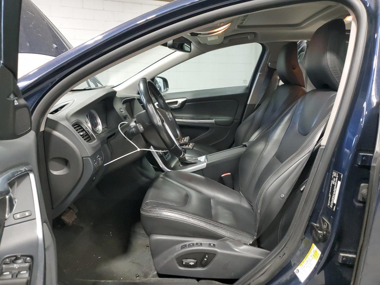 2013 VOLVO S60