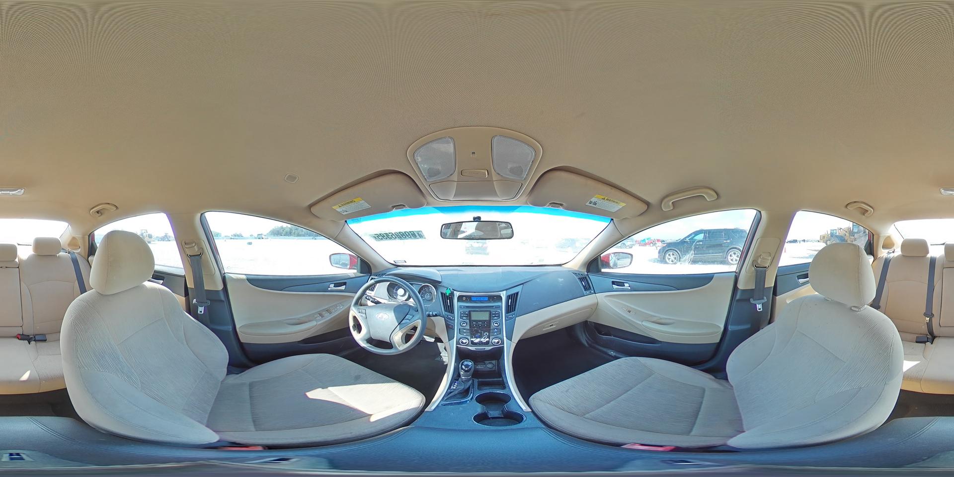 2011 HYUNDAI SONATA