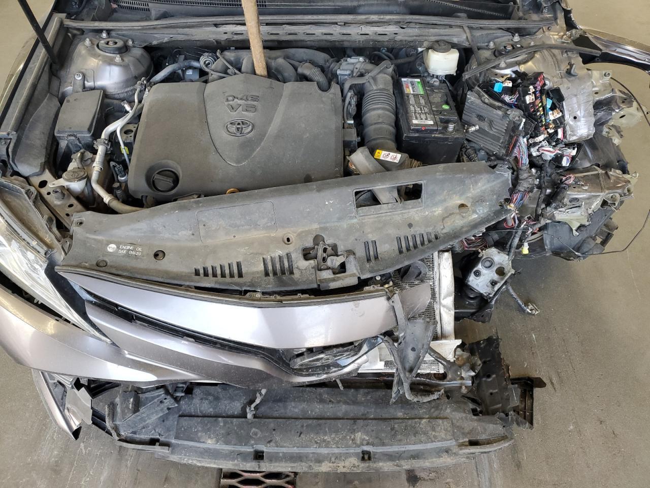 2018 TOYOTA CAMRY