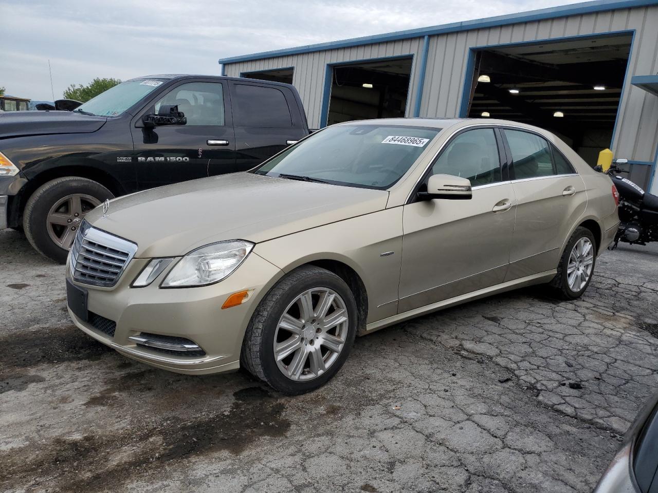 2012 MERCEDES-BENZ E-Class