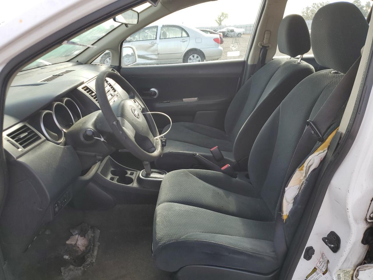 2010 NISSAN VERSA