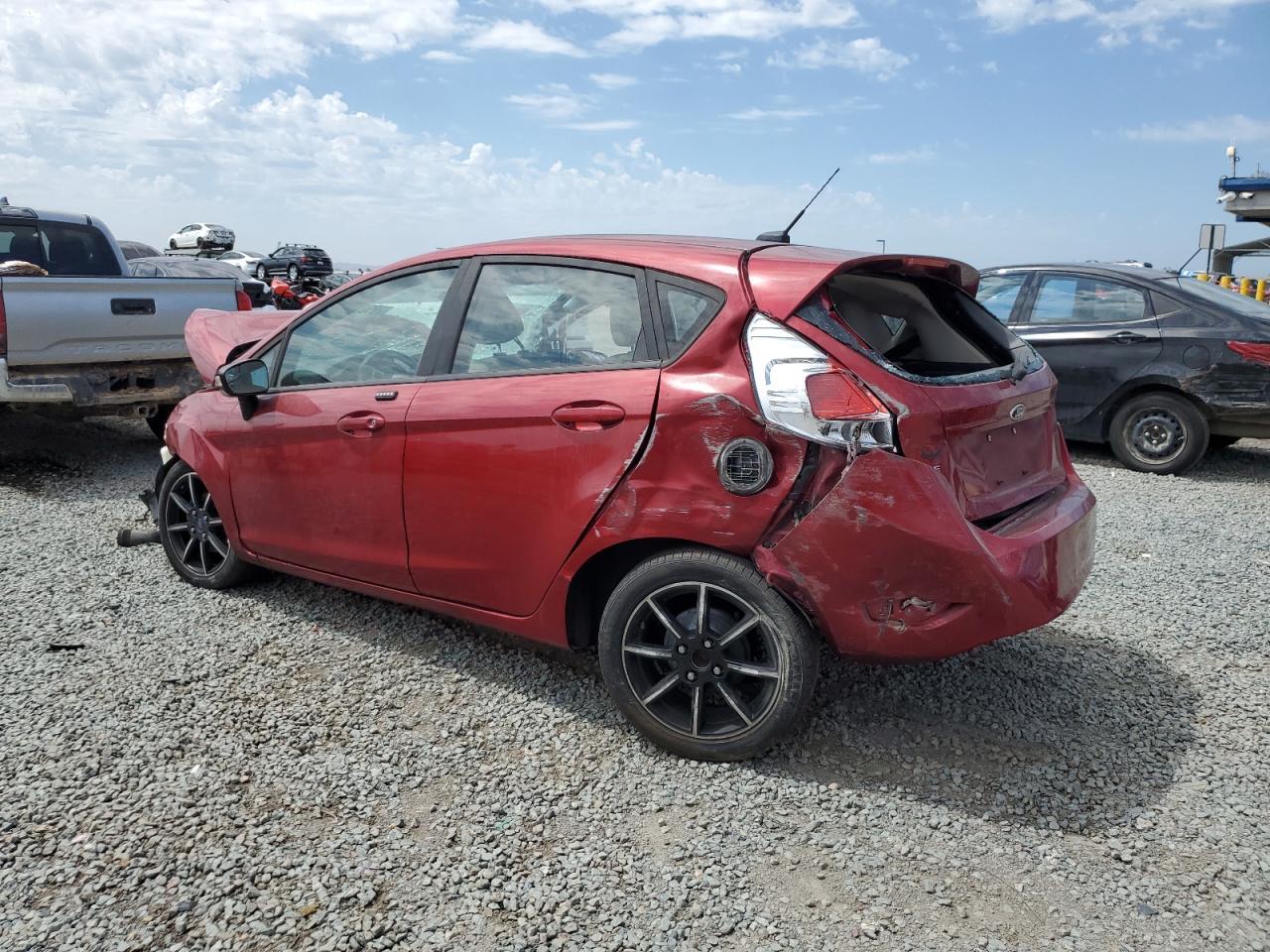 2016 FORD Fiesta
