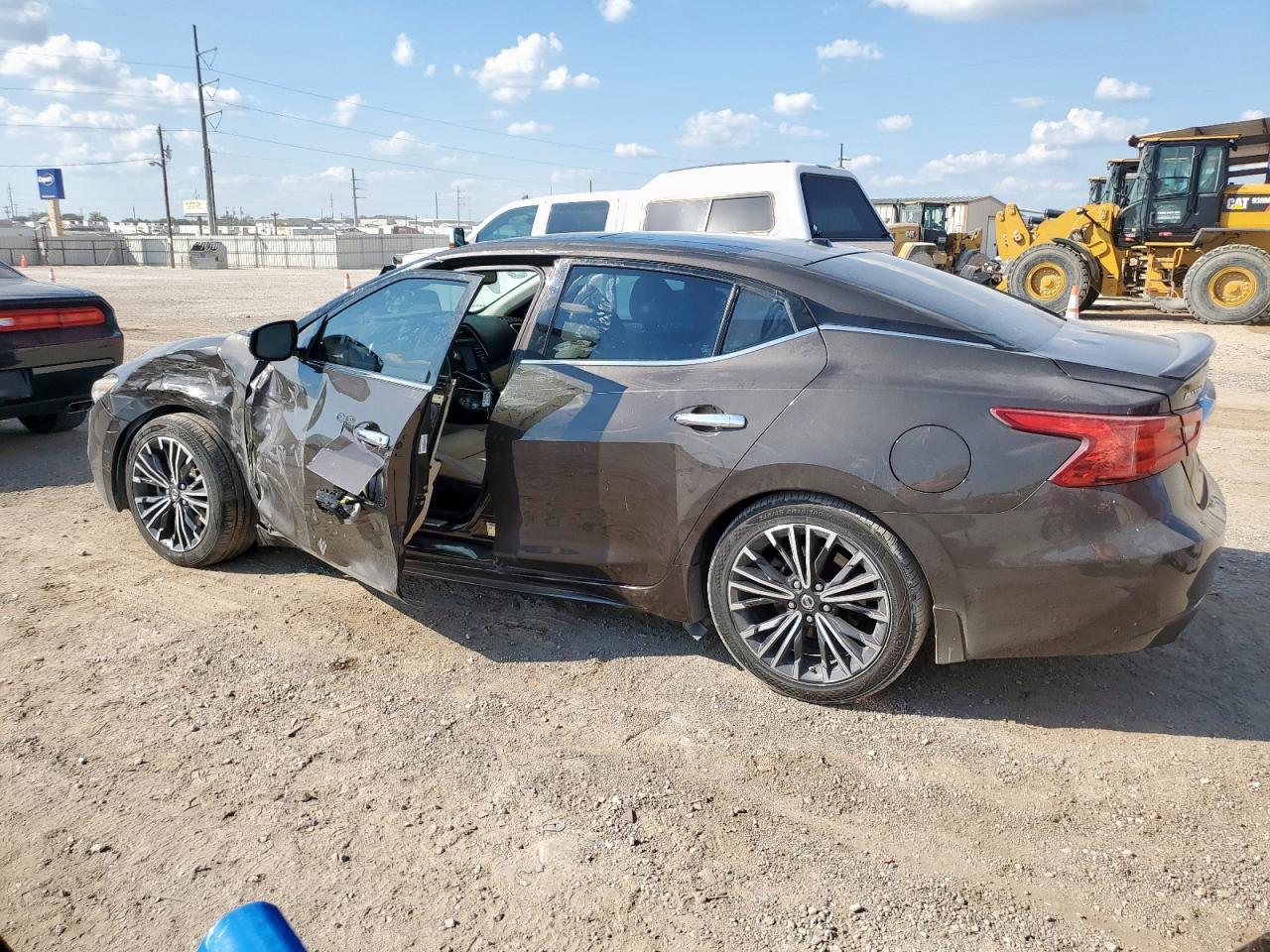 2017 NISSAN Maxima