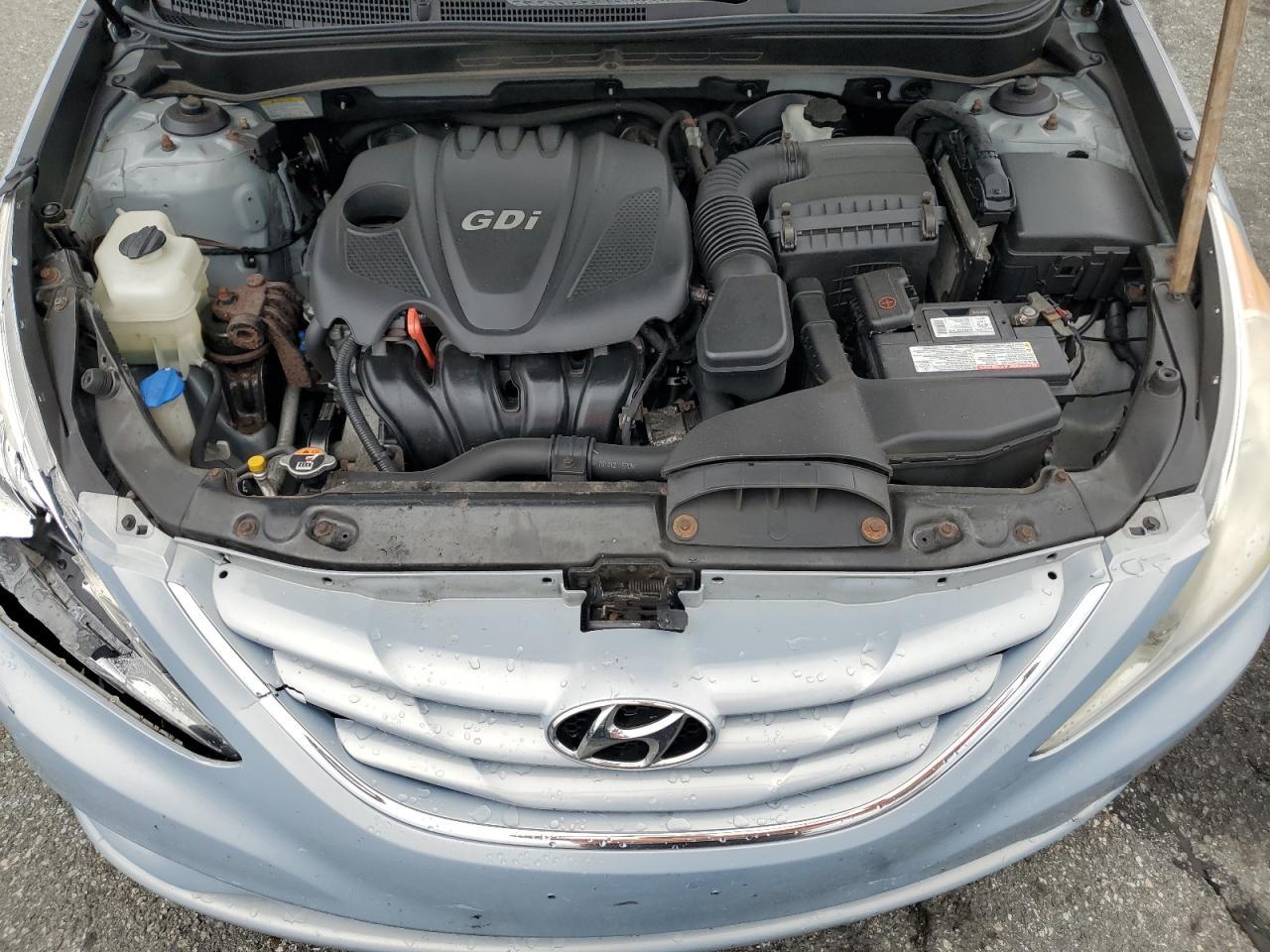 2011 HYUNDAI SONATA