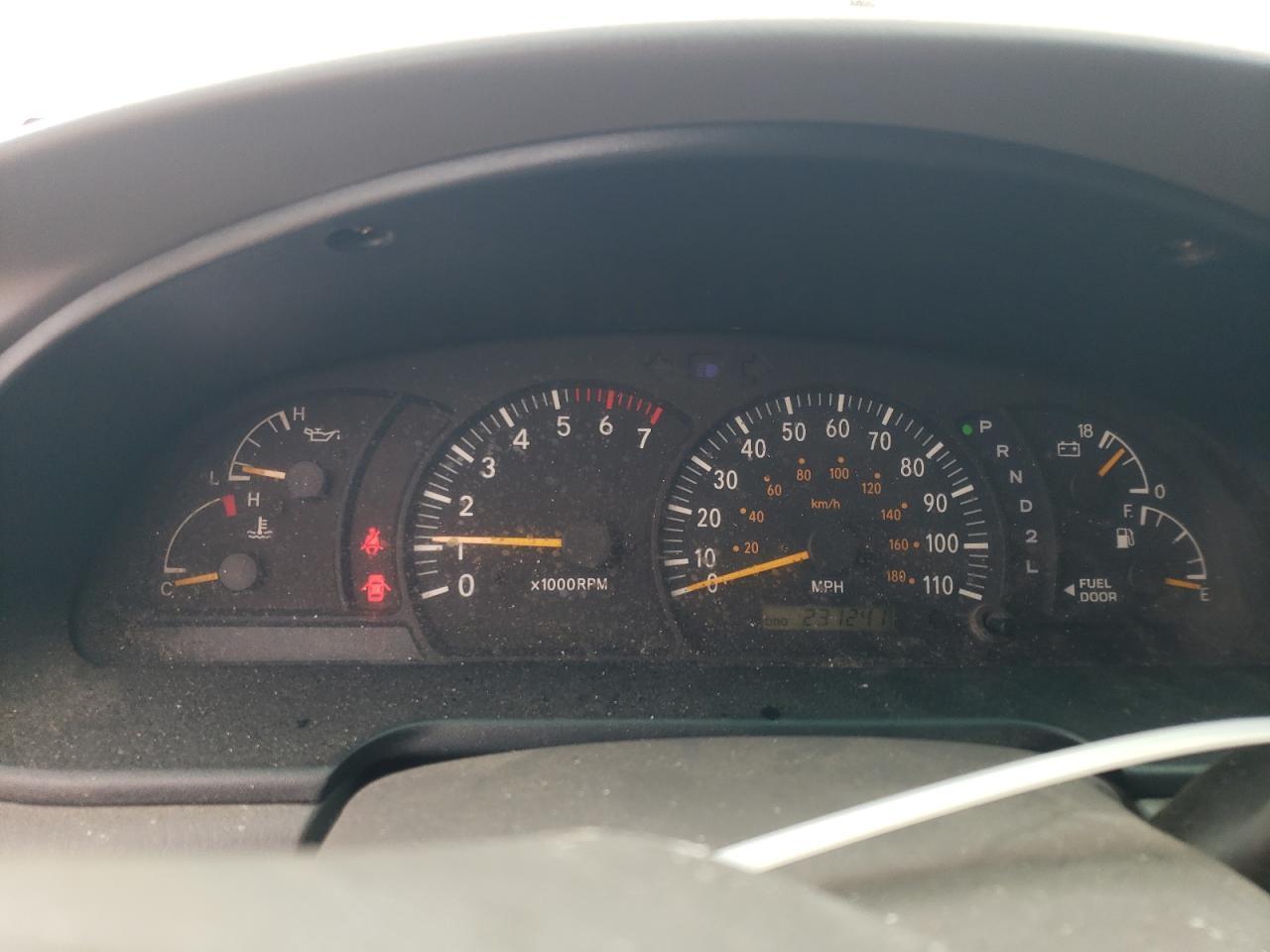 2002 TOYOTA TUNDRA