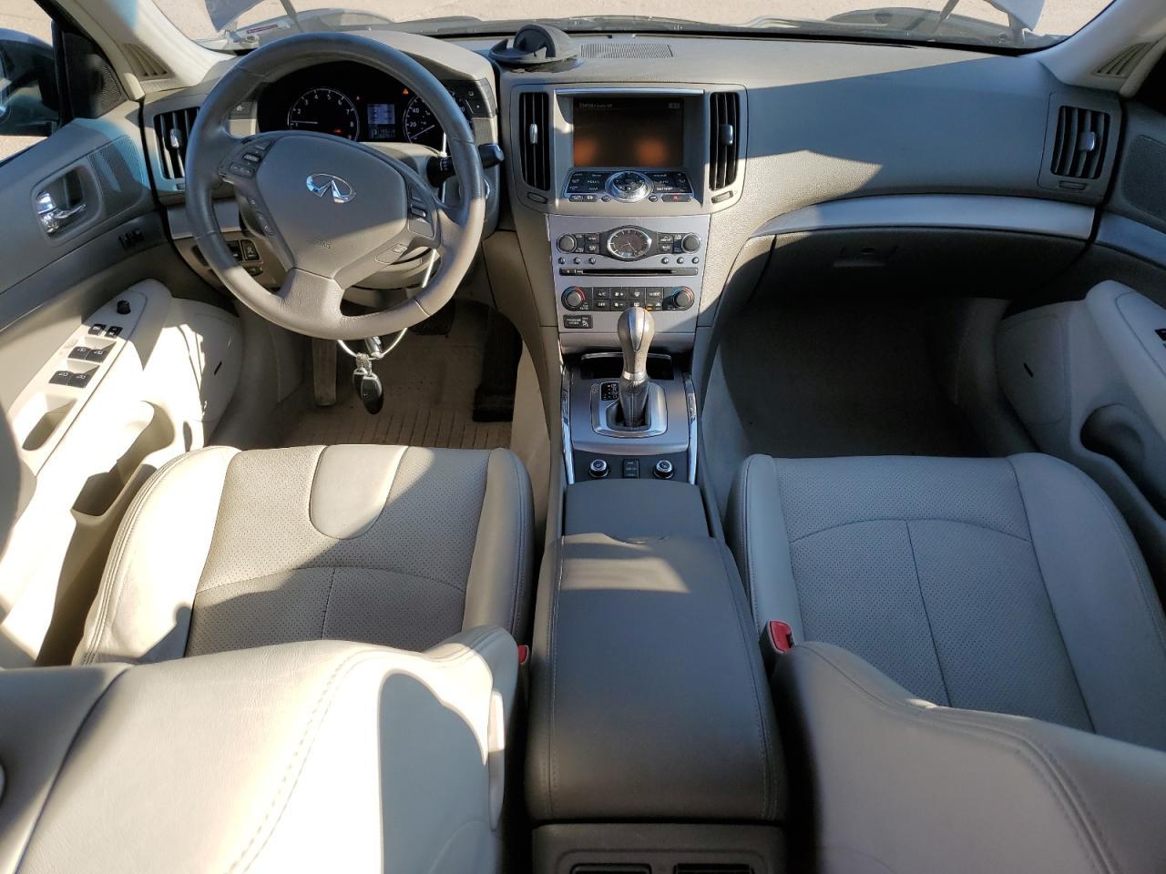 2010 INFINITI G37
