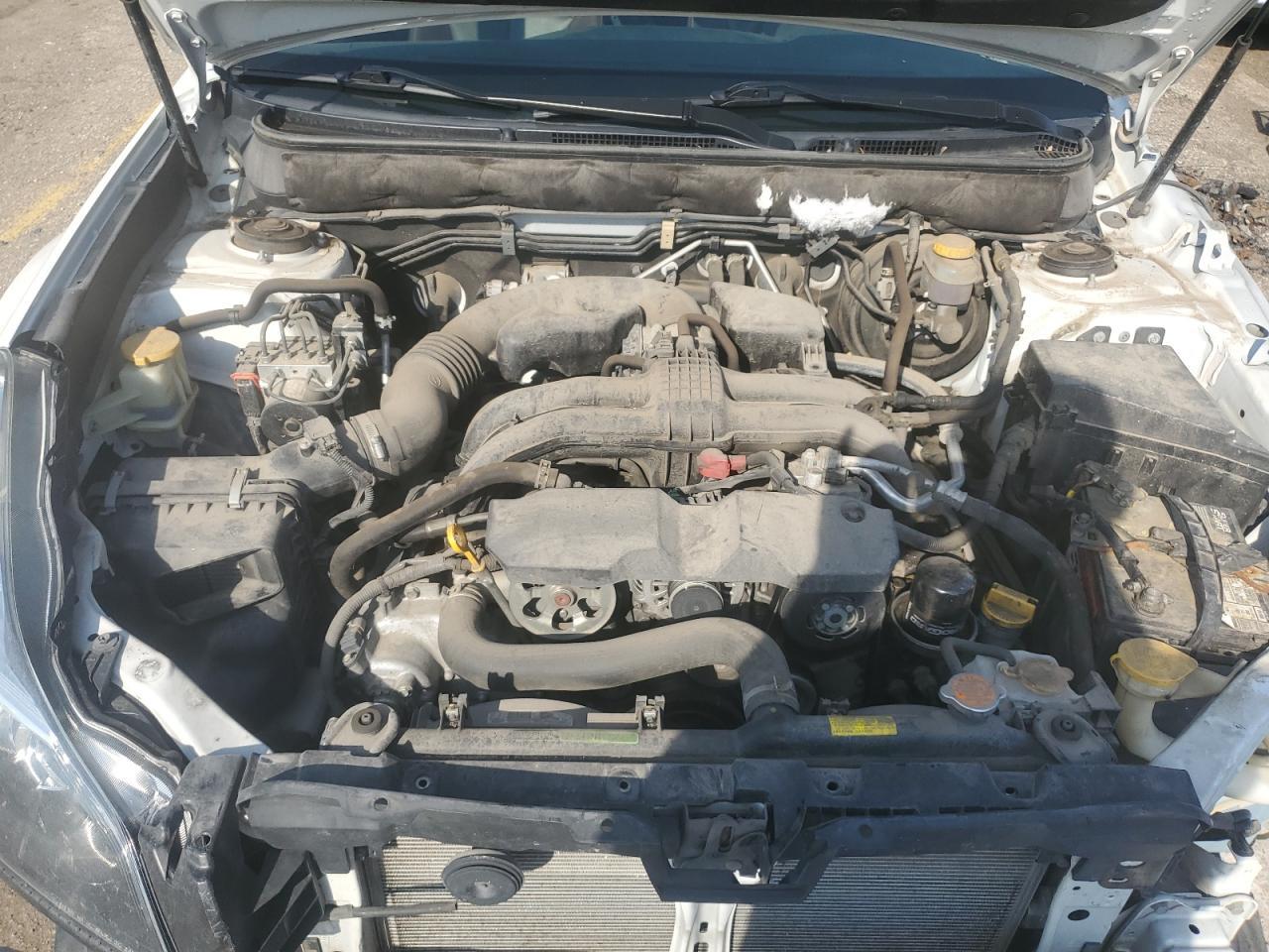2014 SUBARU Outback
