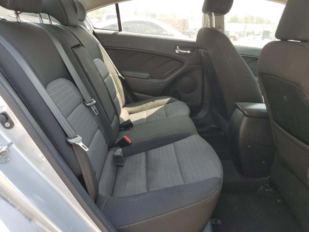 2014 KIA FORTE