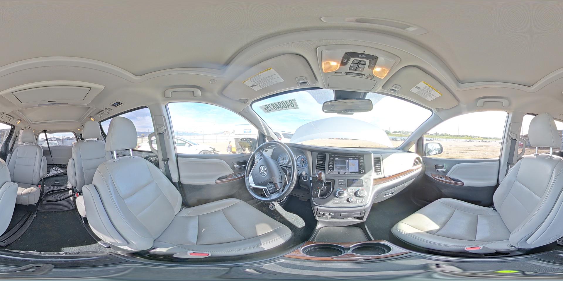 2019 TOYOTA SIENNA