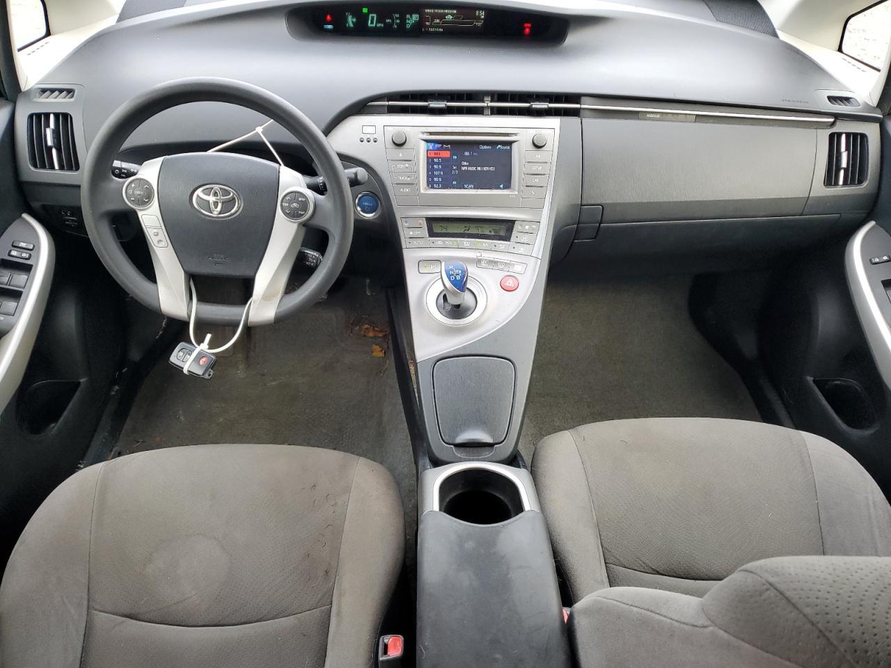 2014 TOYOTA PRIUS