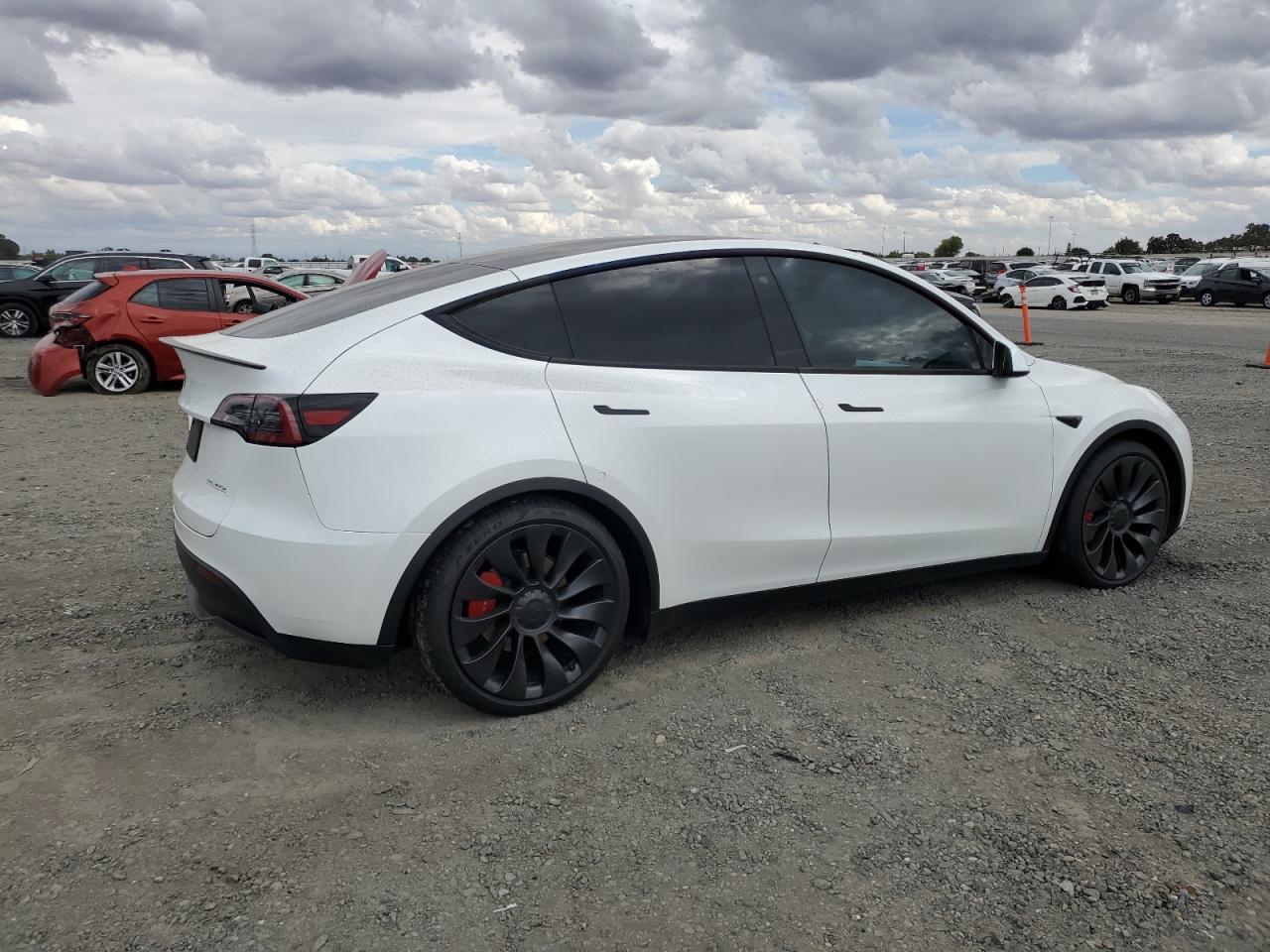 2023 TESLA MODEL Y