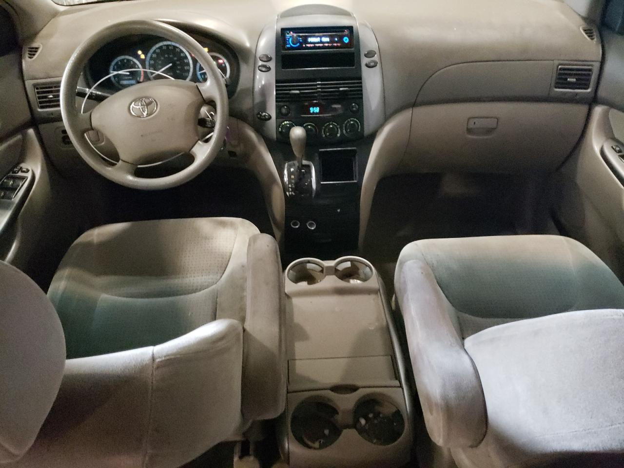 2008 TOYOTA SIENNA
