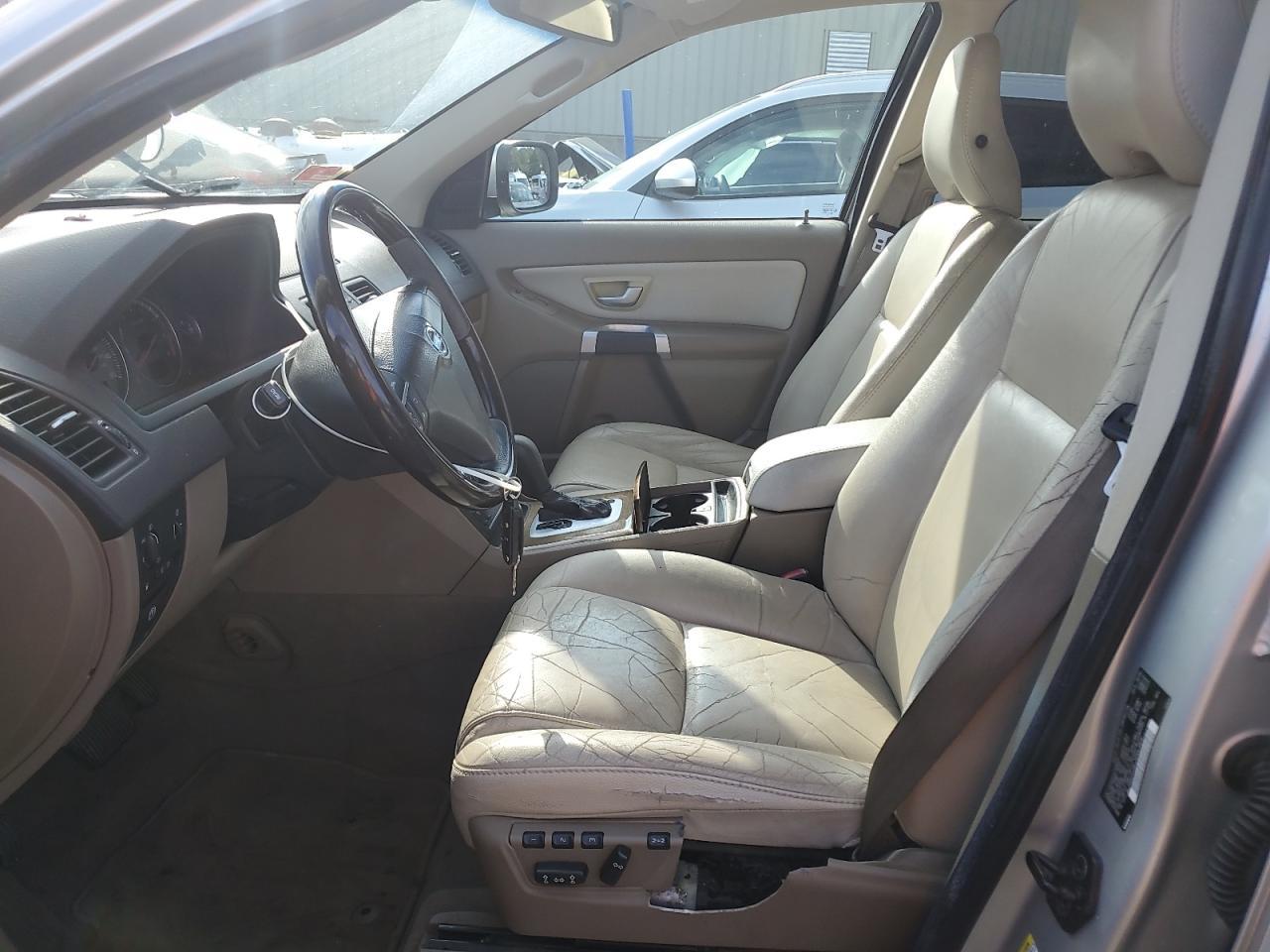 2010 VOLVO XC90