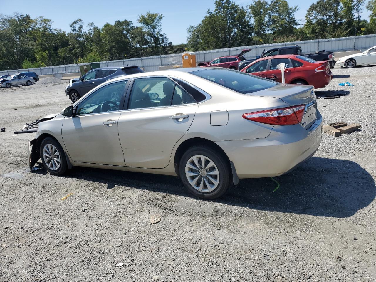 2016 TOYOTA CAMRY
