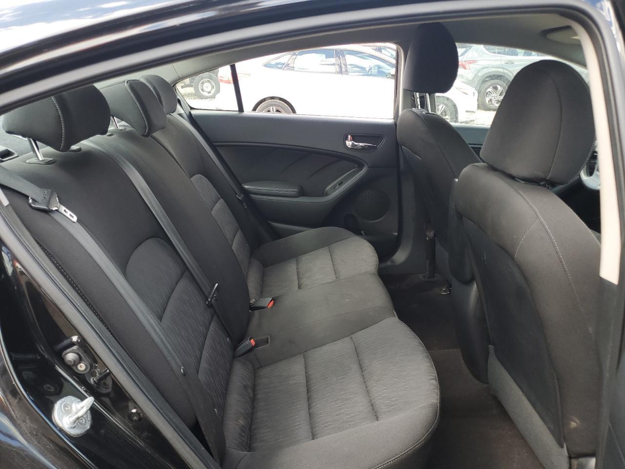 2016 KIA FORTE