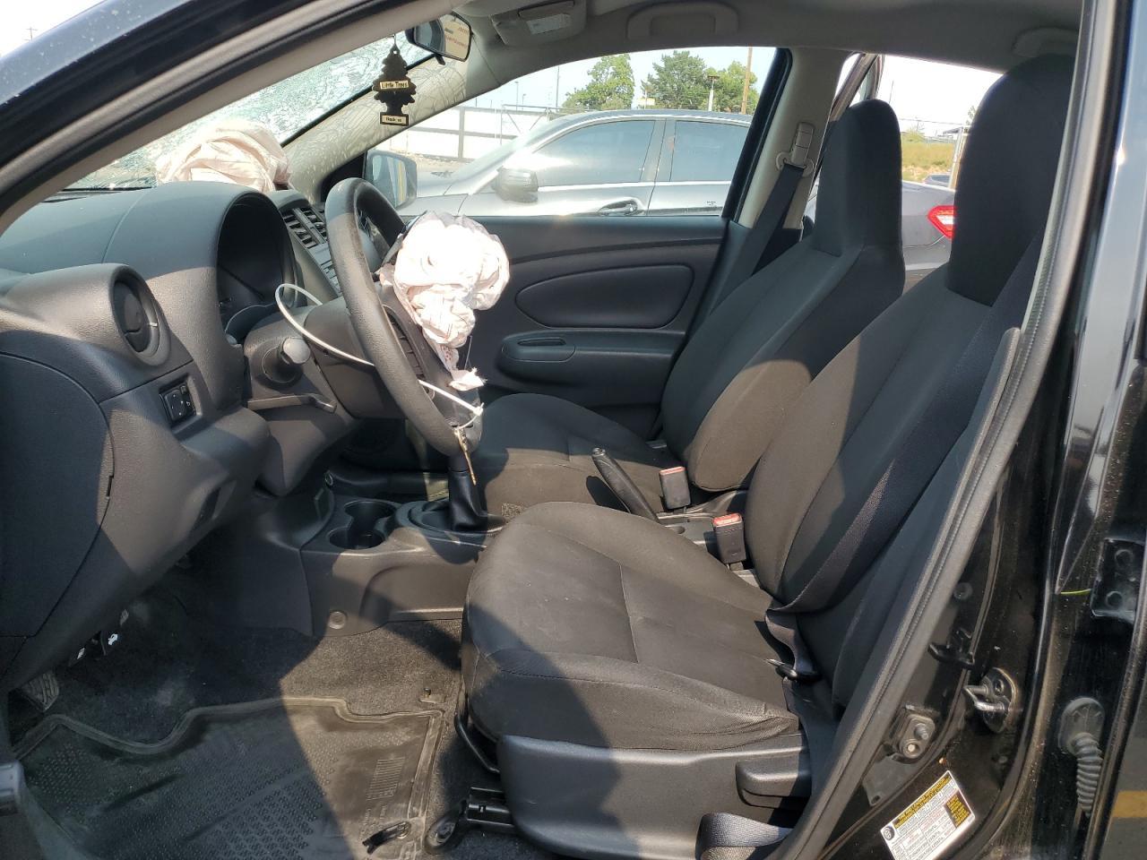 2017 NISSAN VERSA