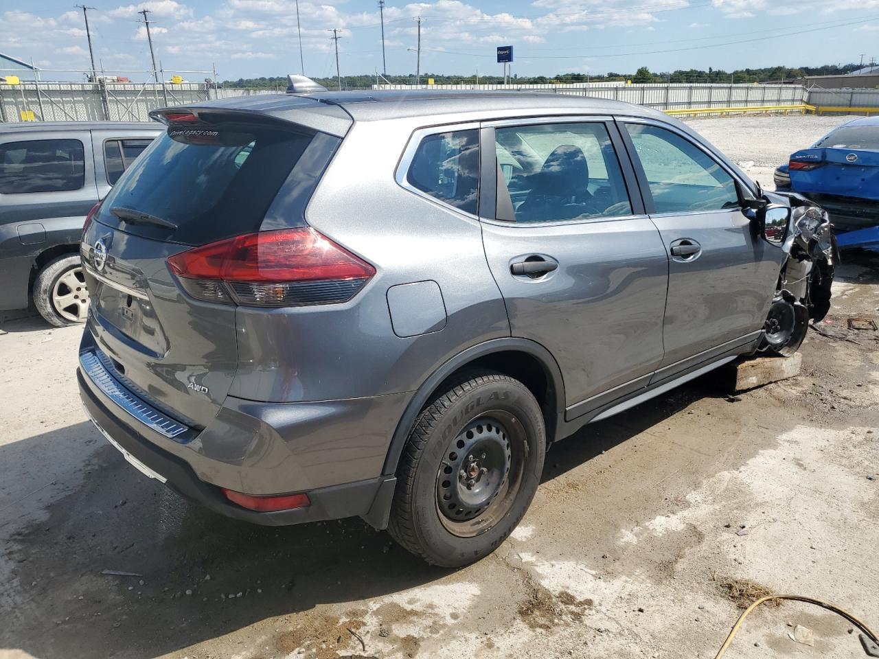 2018 NISSAN ROGUE