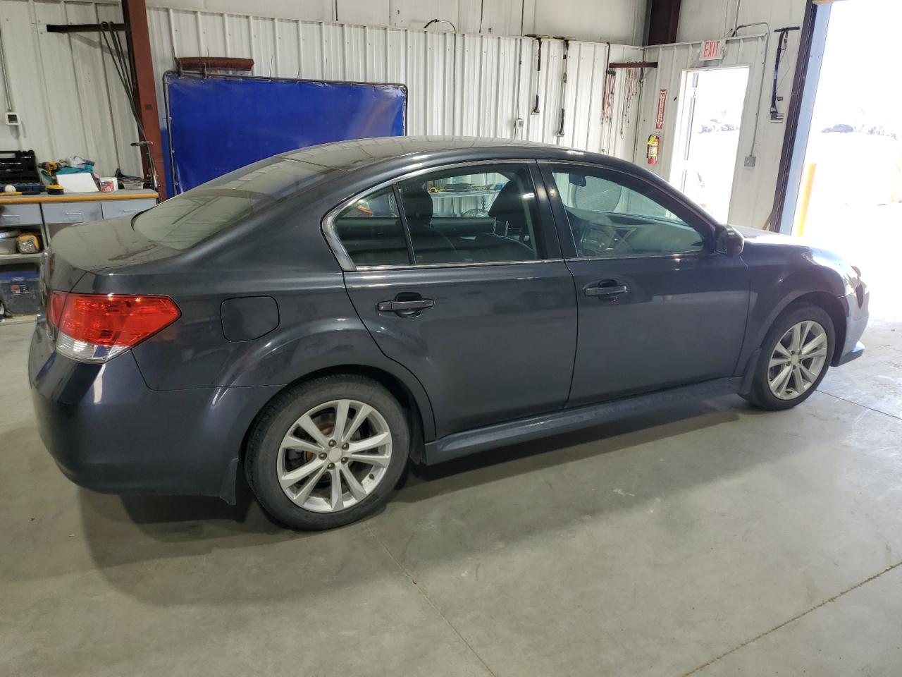 2013 SUBARU Legacy