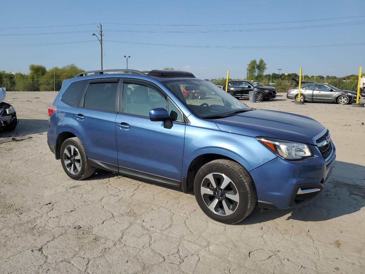 2017 SUBARU FORESTER