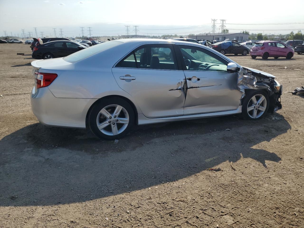 2013 TOYOTA CAMRY