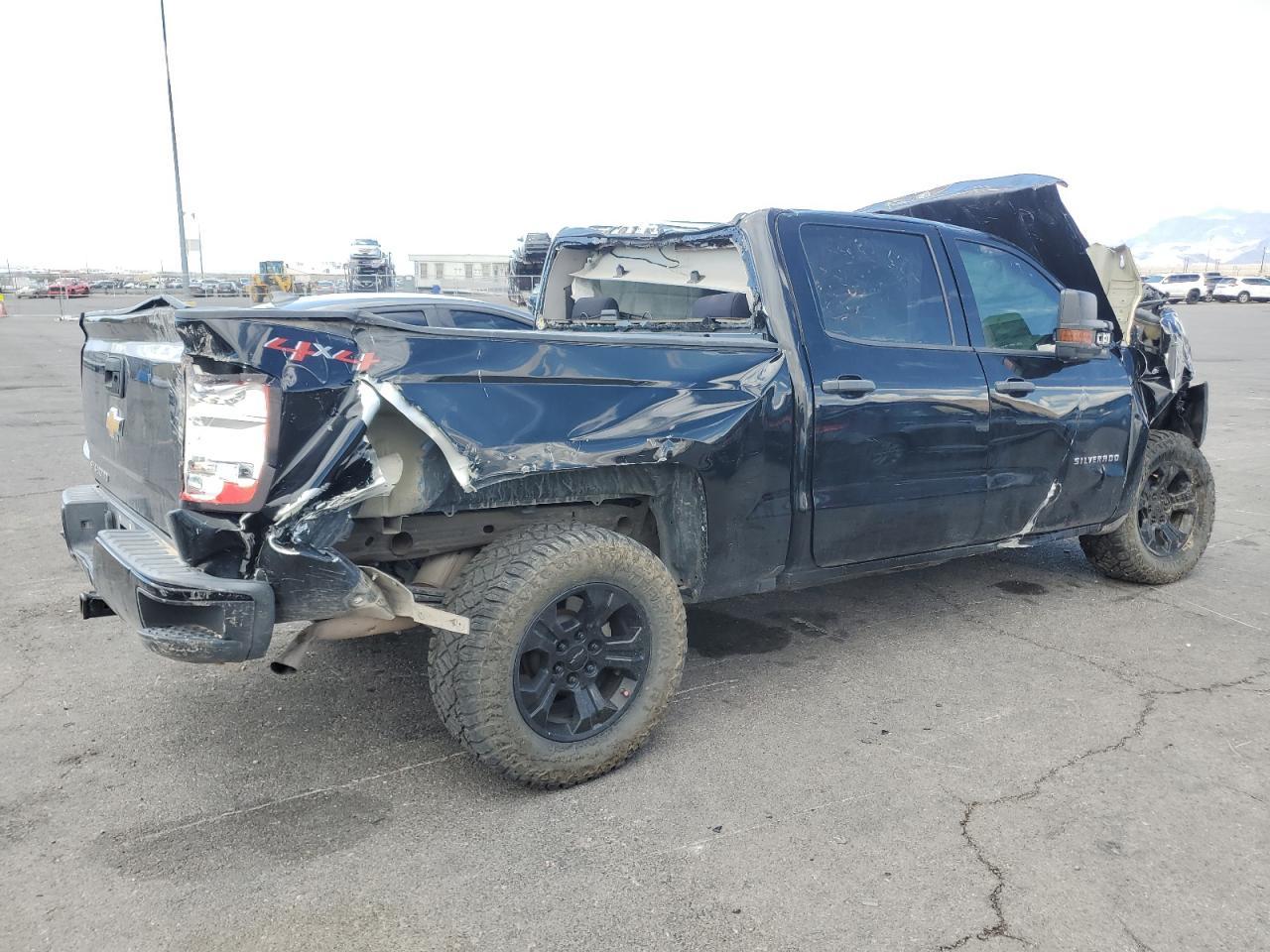 2018 CHEVROLET Silverado