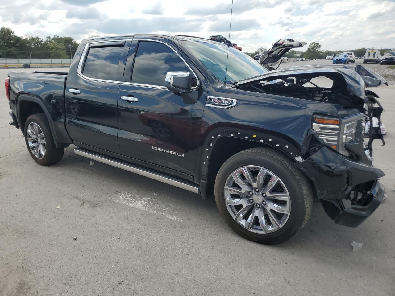 2023 GMC Sierra