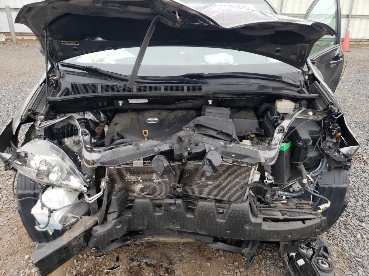 2017 TOYOTA SIENNA