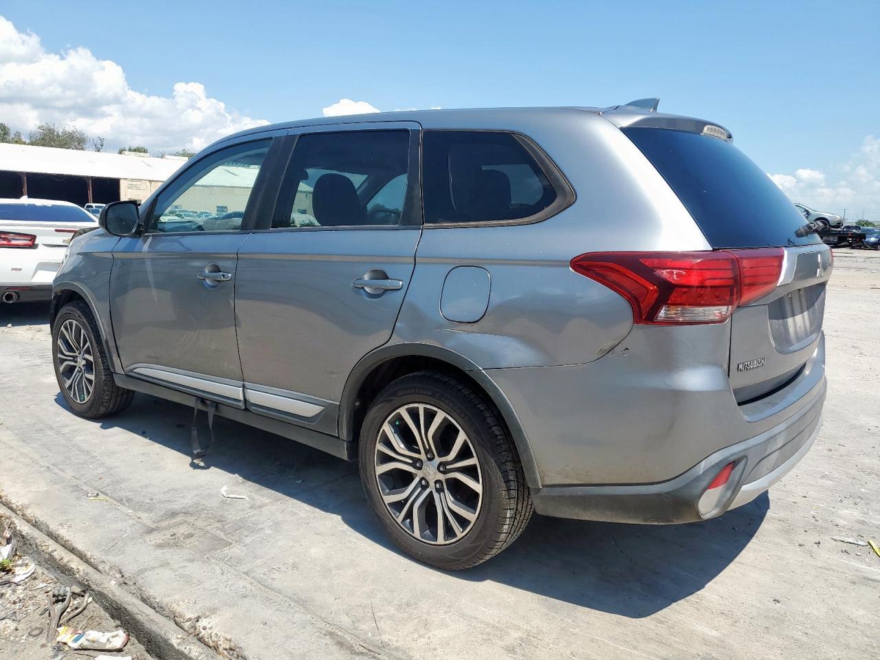 2018 MITSUBISHI outlander