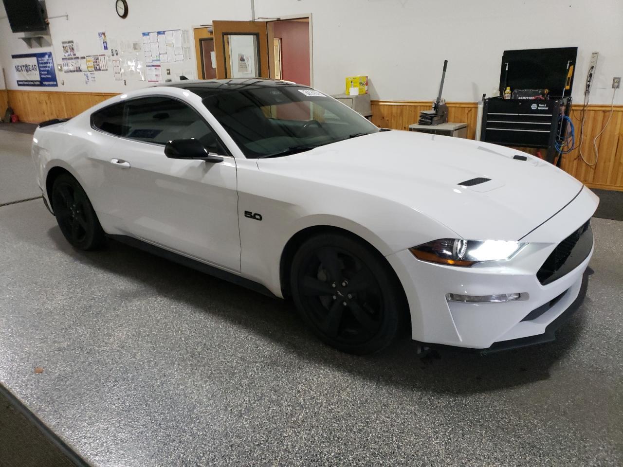 2022 FORD MUSTANG